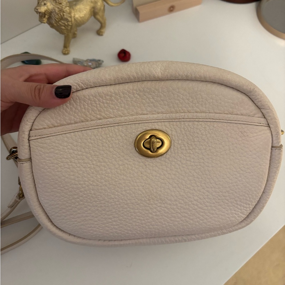 Coach leather turnlock crossbody purse